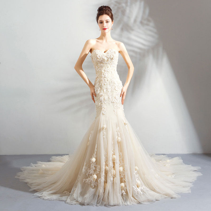 Romantic Light Champagne Mermaid Wedding Dress Sweetheart Lace Flower Fishtail Wedding