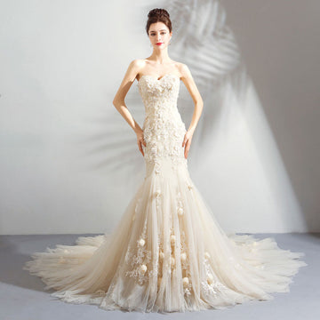 Romantic Light Champagne Mermaid Wedding Dress Sweetheart Lace Flower Fishtail Wedding